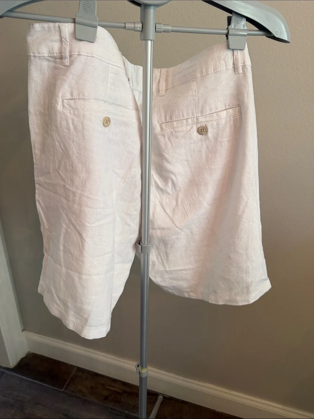 Saks Fifth Avenue Men’s White Flat-Front Linen Shorts